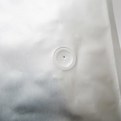 銀製の印刷されていないホイルのコーヒー ジッパー ロックの食品包装は弁が付いている側面のガセットを袋に入れる