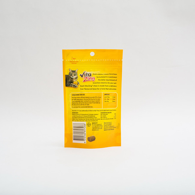 PE80 92ミクロンはペット フード包装袋のプラスチックMultivitaminの猫の餌のパッケージの上に立つ